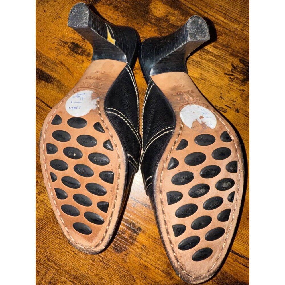 Vintage Circa Joan & David Black Leather Heeled Loafers With Gold Accent Buckles - Picture 5 of 7